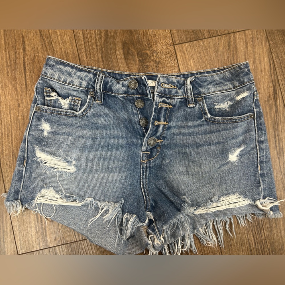 HIDDEN Jean Shorts